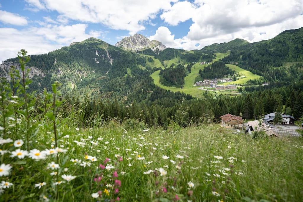 Вилла Gemuetliche Huette In Den Bergen Зонненальпе-Насфельд Экстерьер фото